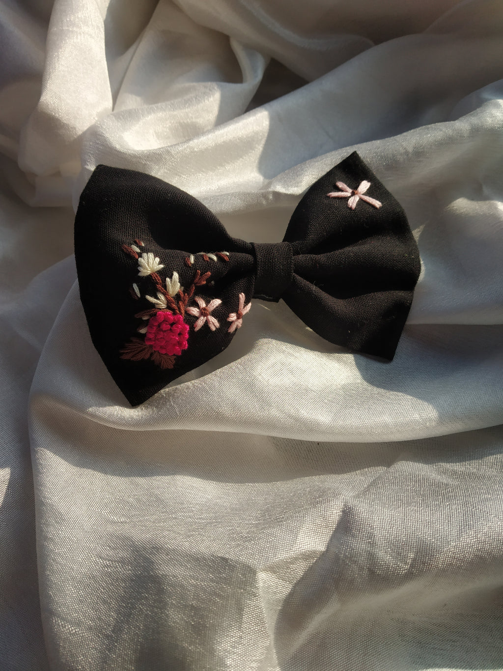 Midnight bloom bow