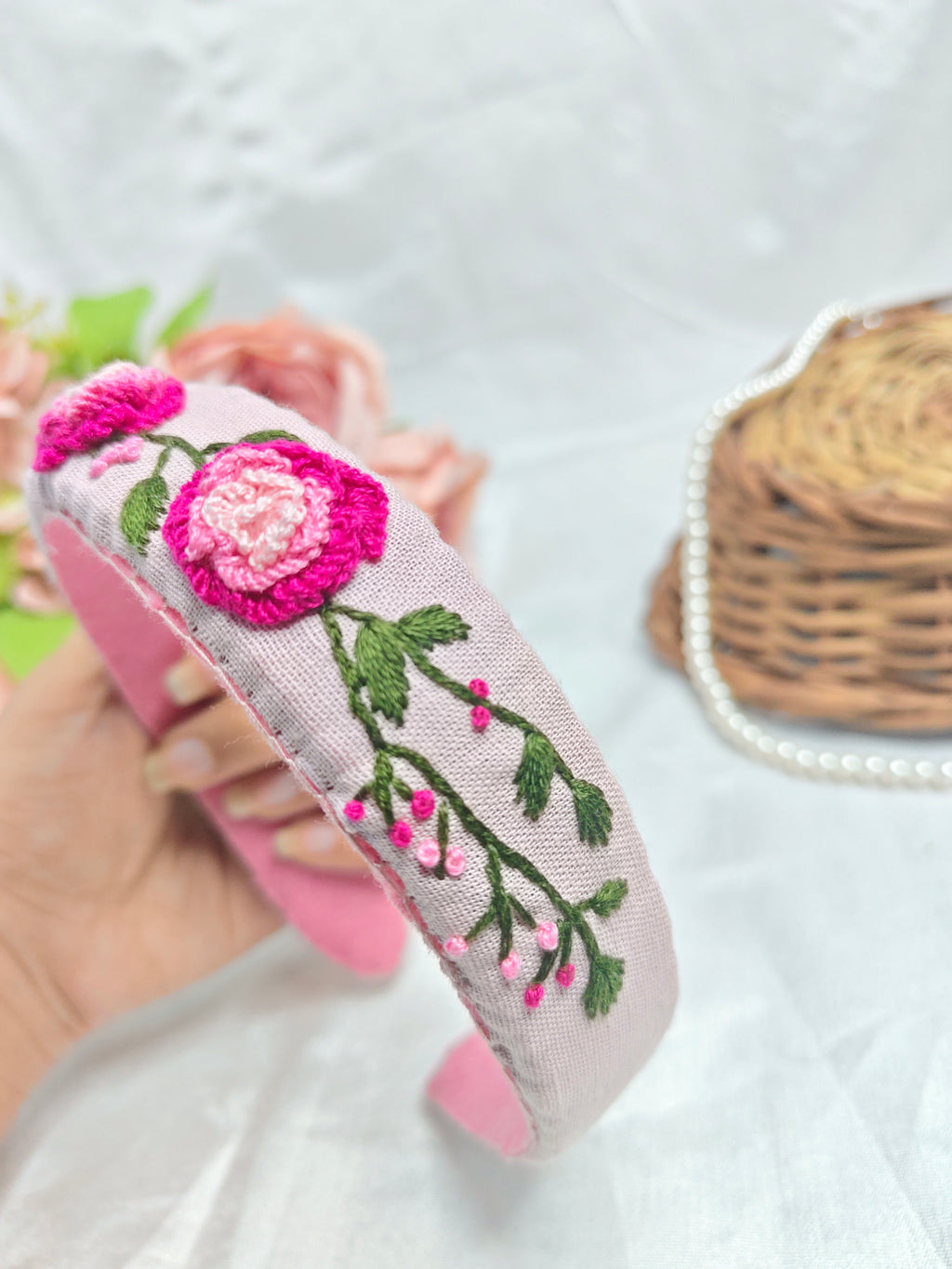 Rosé Garland 🌸