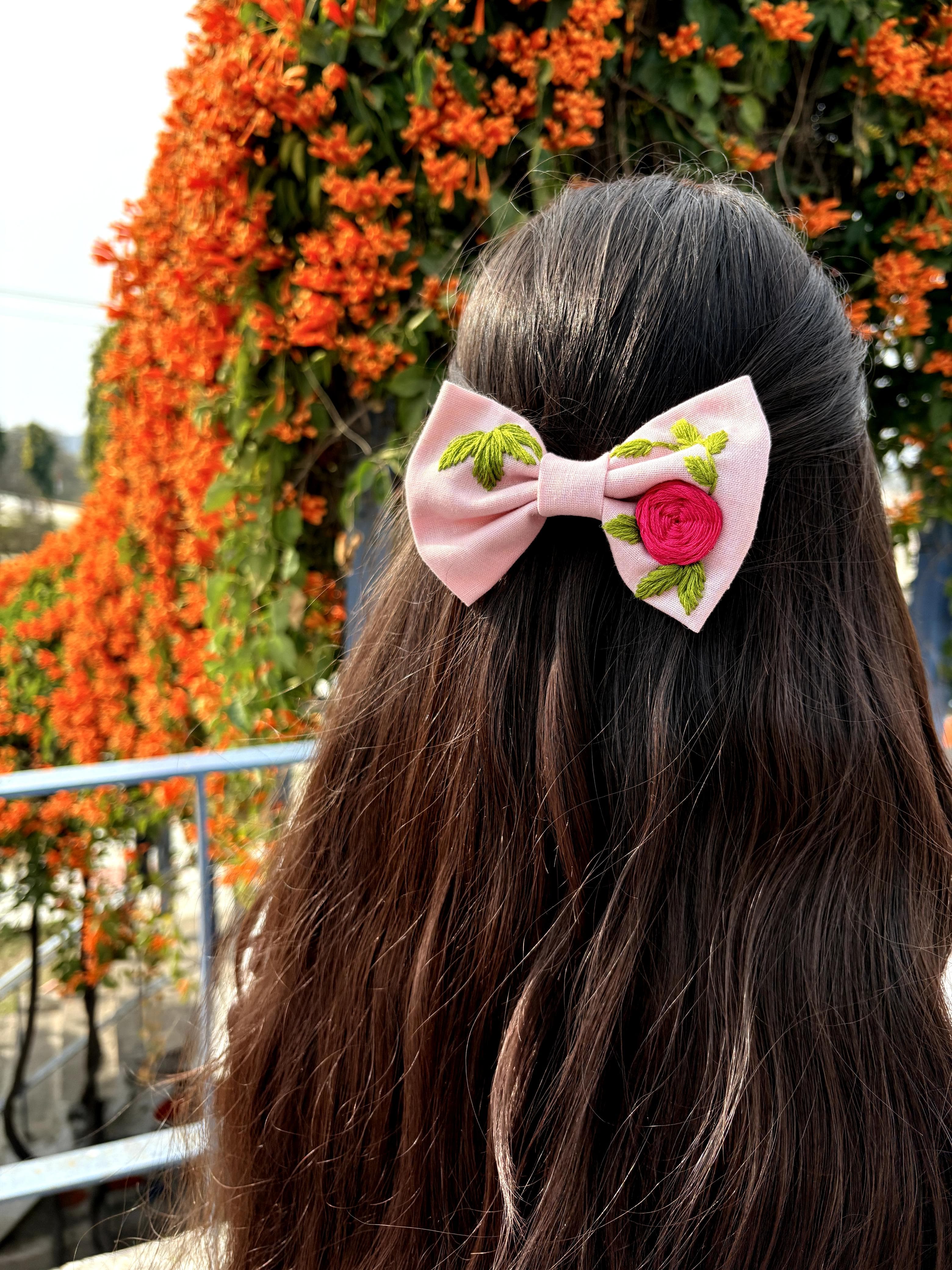 Rosé Bloom Bow 🎀🌹