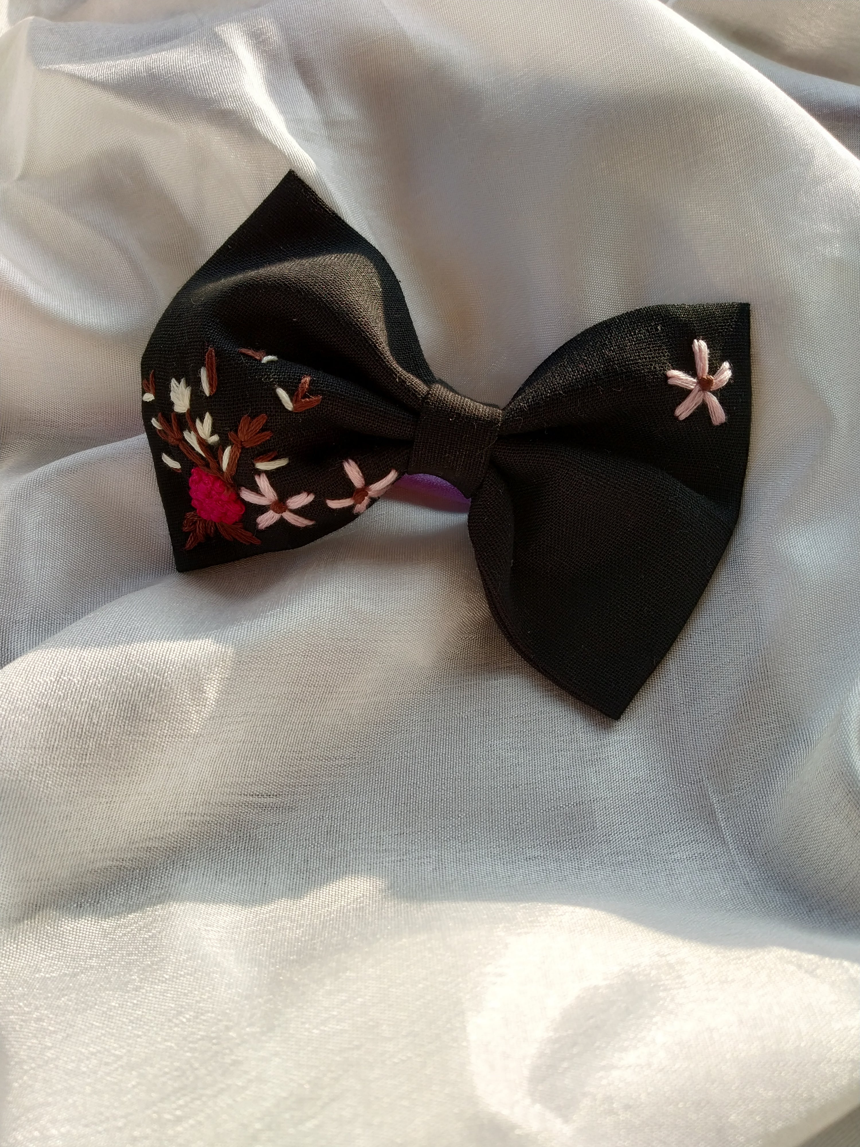 Midnight bloom bow